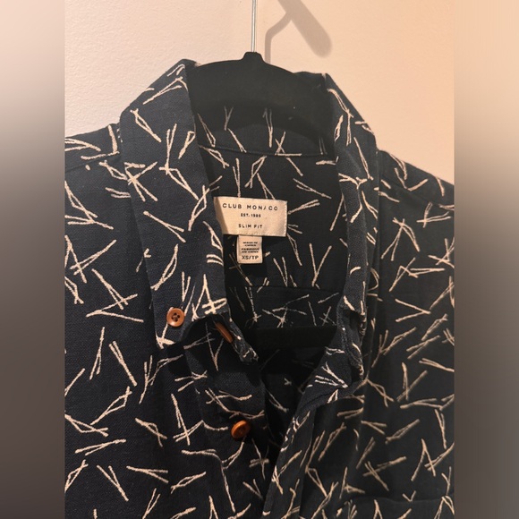 Club Monaco patterned shirt - Picture 2 of 3